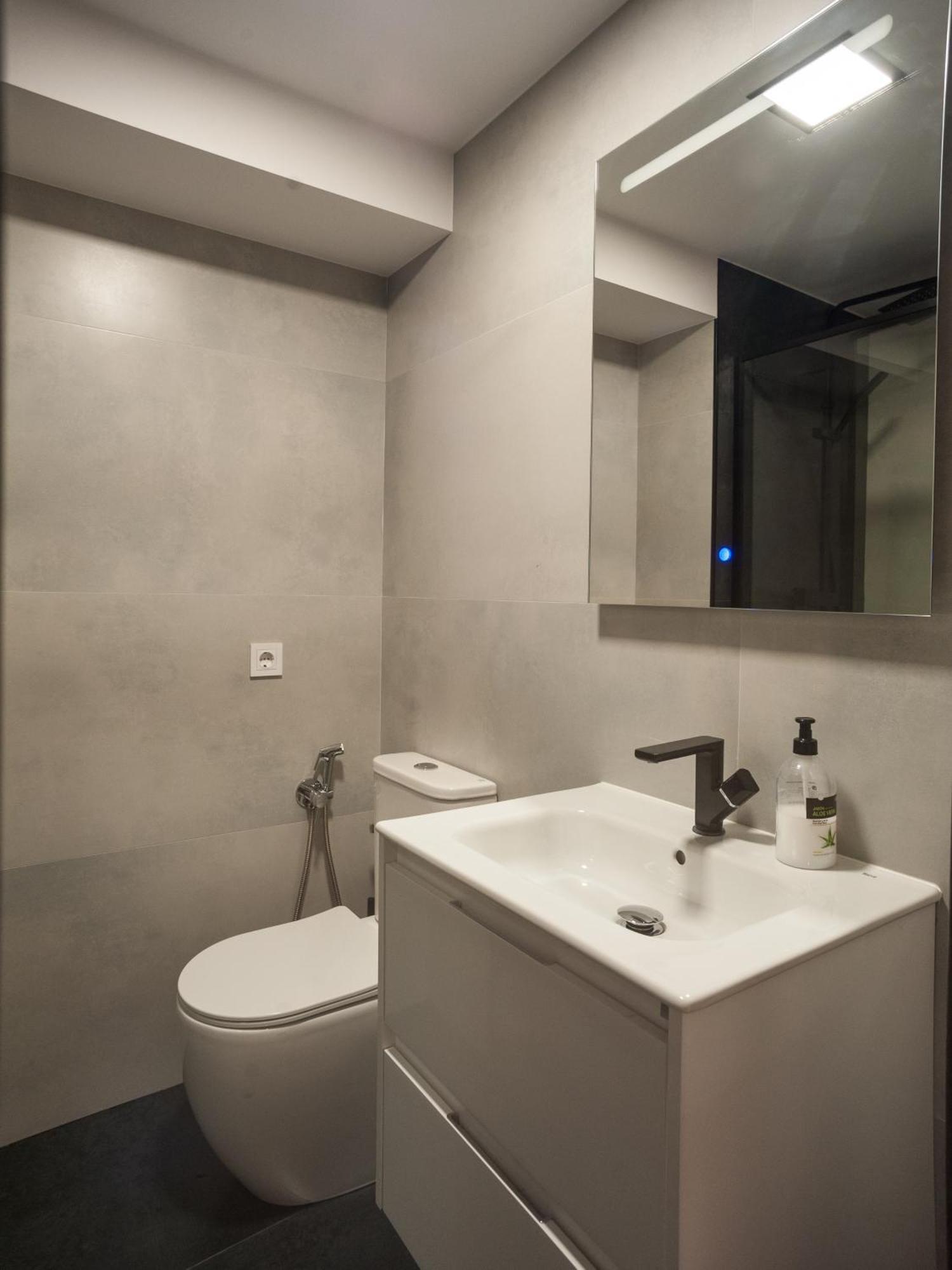 Oasis Apartment Valencia Exterior photo