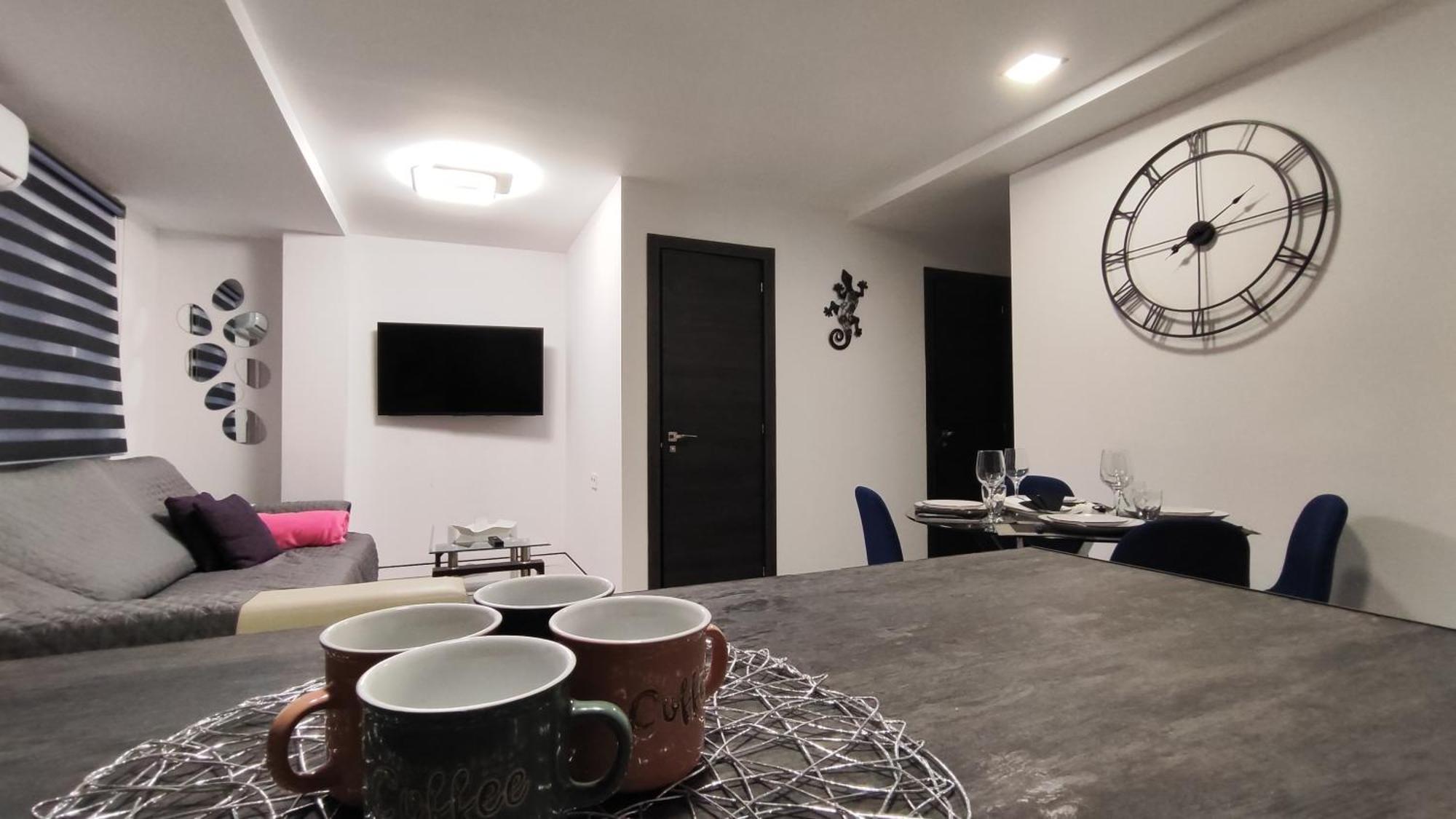 Oasis Apartment Valencia Exterior photo